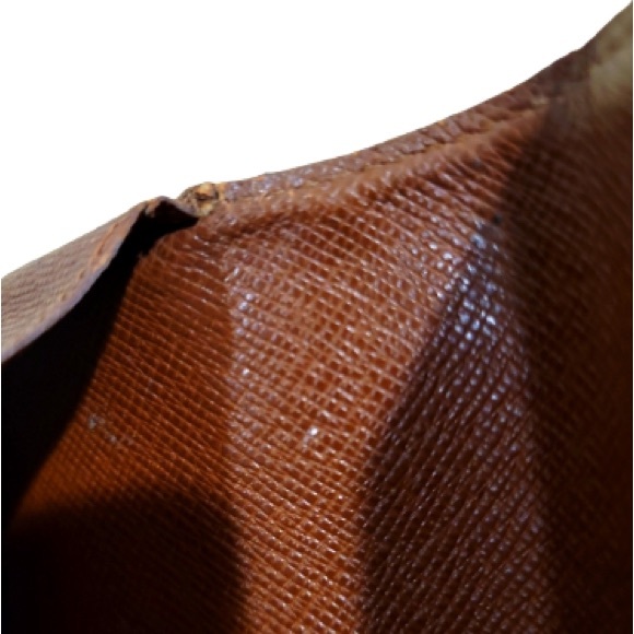 Authentic Louis Vuitton Monogram Wallet - Picture 9 of 16